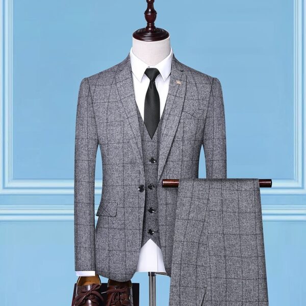 Men'sSuits, Checkered Suits, Three-Piece Suits, Work Suits, Professional Suits, Men's Clothing Trends - Image 3