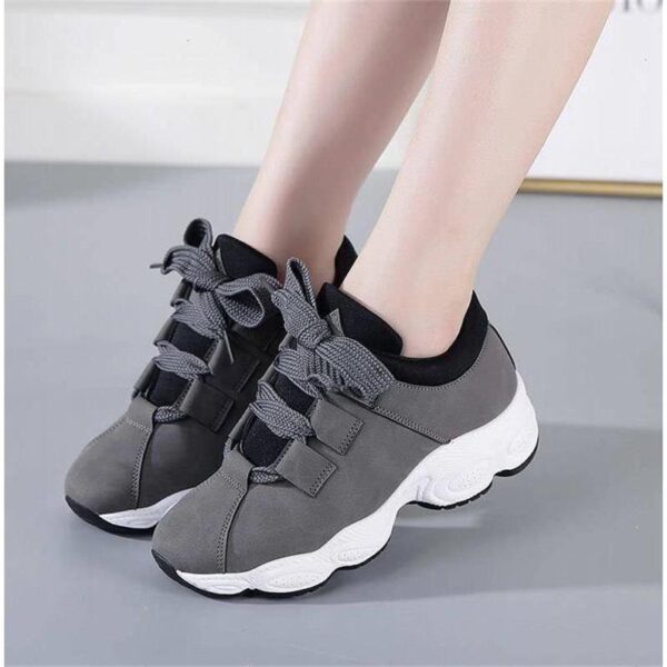 Autumn new small white shoes female wild Korean shoes women shoes female students casual thick-soled running shoes female tide - Image 3
