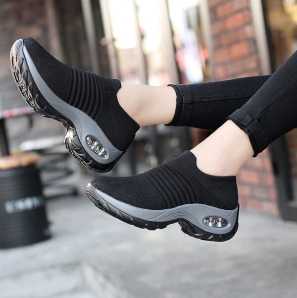 Casual Women's Lightweight Women's Platform Sneakers - Image 9