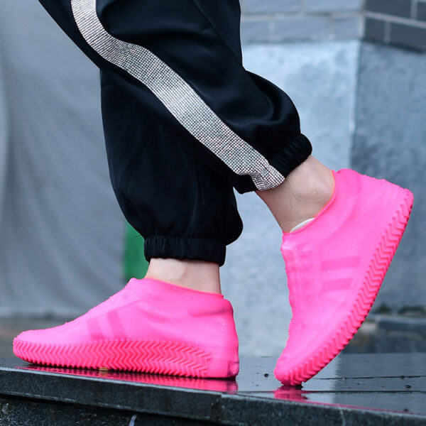 Silicone Shoe Cover Waterproof Rainproof Anti-slip Sleeve - Image 4