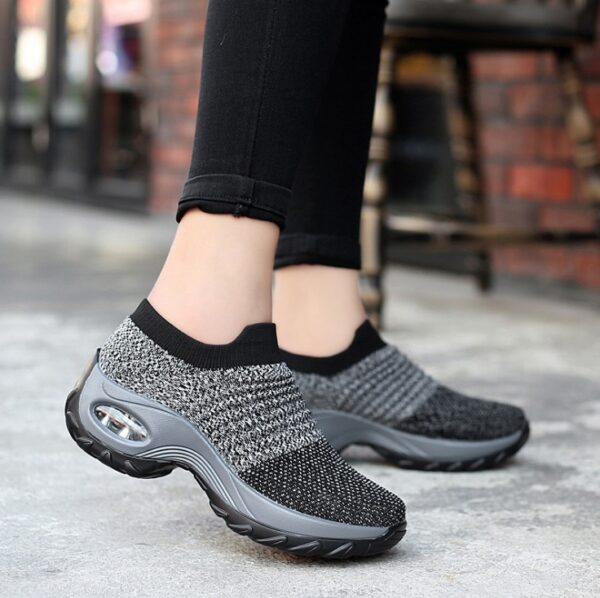 Casual Women's Lightweight Women's Platform Sneakers - Image 3
