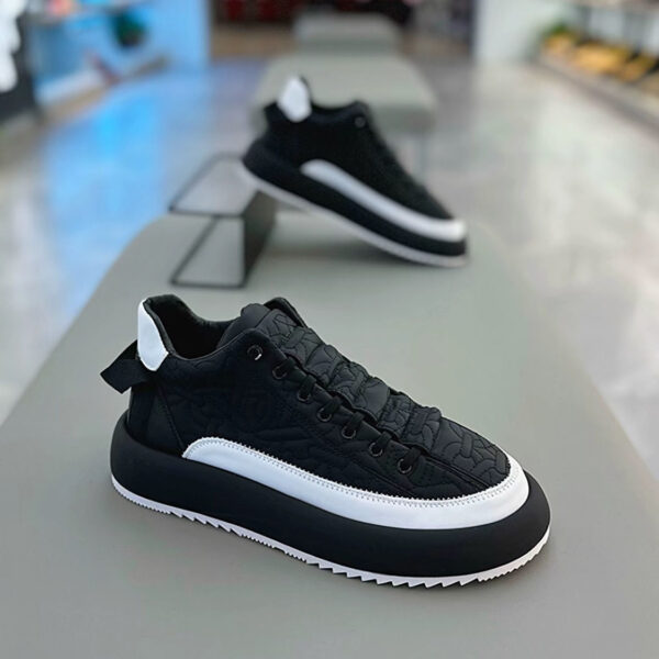 Spring And Autumn Fashion Casual Lazy Embossed Stitching Slip-on Student Casual Shoes Men - Image 2