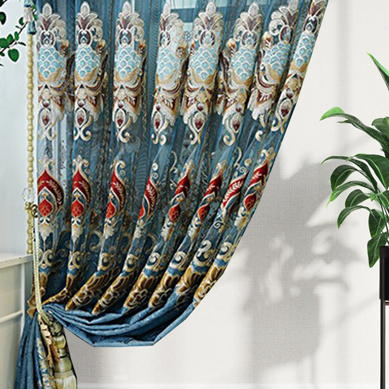Modern Style Living Room European Hollow Embroidery Curtains Thickened Velvet Bedroom Light-proof French Windows 2-piece Set - Image 7