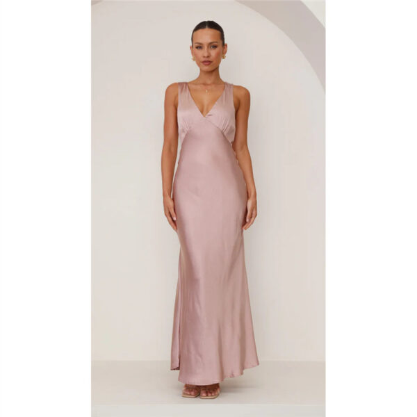 Women's Clothing Solid Color And V-neck Slim Fit Dress - Image 3