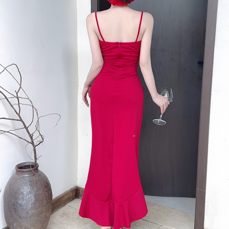 Sexy Long Spaghetti-strap Ruffle Bottoming Skinny Dress - Image 6