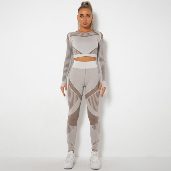 Seamless Knitted Absorbent Yoga Long-Sleeved Suit Yoga Wearsuit - Image 8