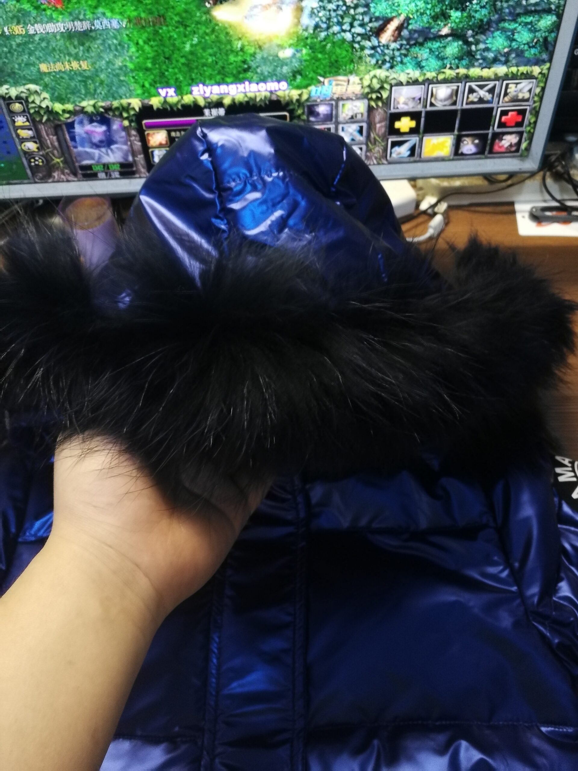 Children's shiny down jacket - Image 3